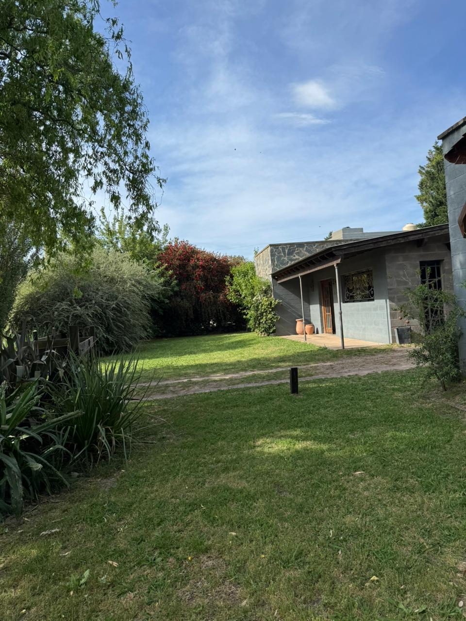 Casa Quinta en Venta en Lobos (2 Dorm – 3300 m²)