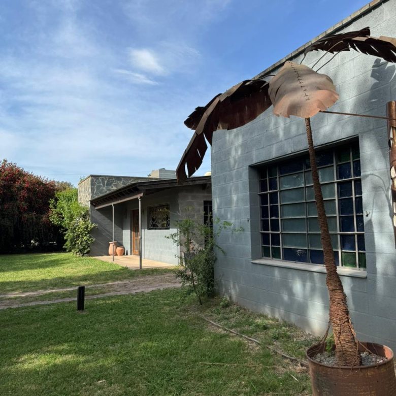 Casa Quinta en Venta en Lobos (2 Dorm – 3300 m²)