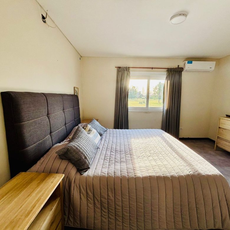Casa en Venta en Club de Campo La Federala, Lobos (3 Dorm – 1200 m²)