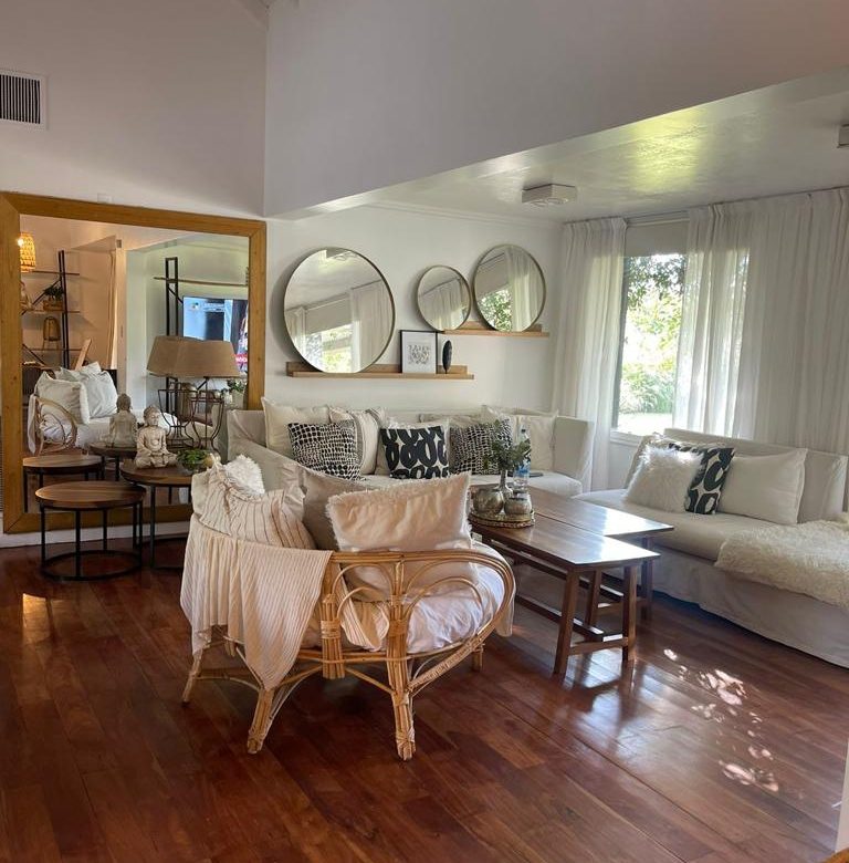 Casa en Venta en Lobos – A 7 Cuadras del Centro, con Piscina y Quincho