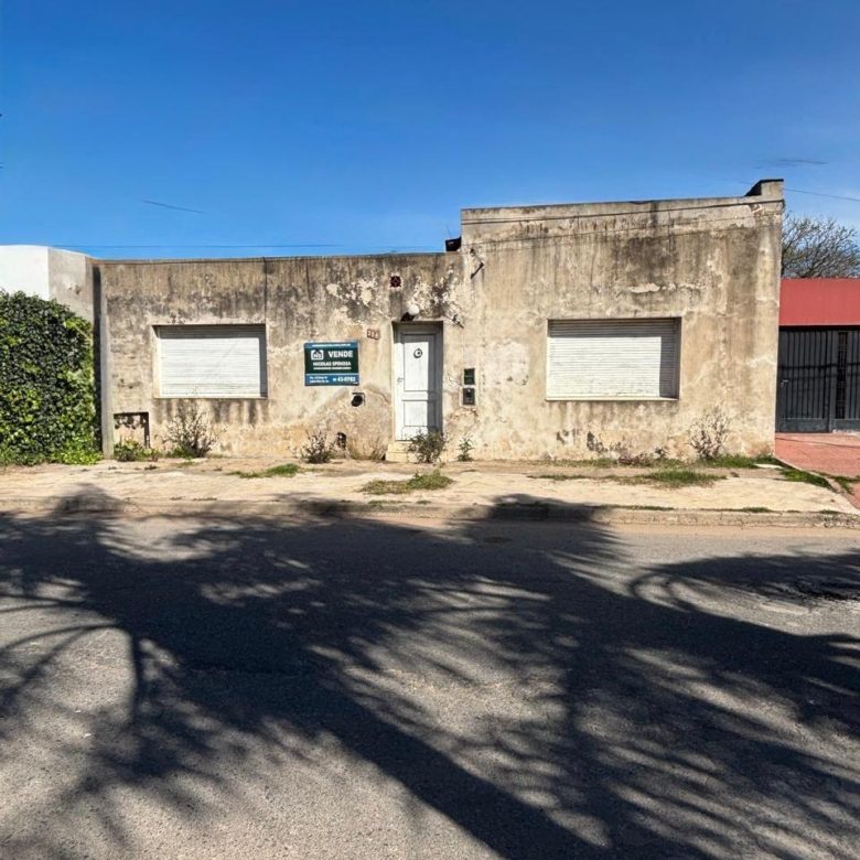 Casa en Venta en Lobos (1 Dorm – 588 m²)