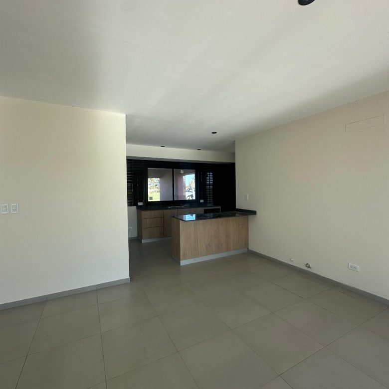 Casa a Estrenar en Venta en La Federala, Lobos 
