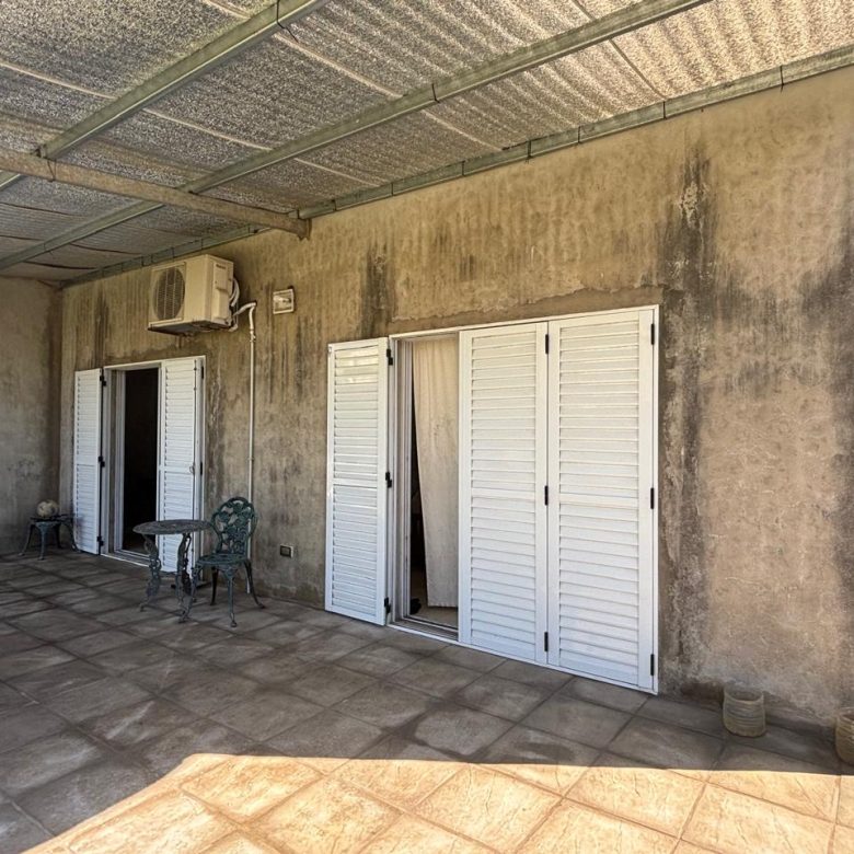 Casa en Venta en Lobos (2 Dorm)