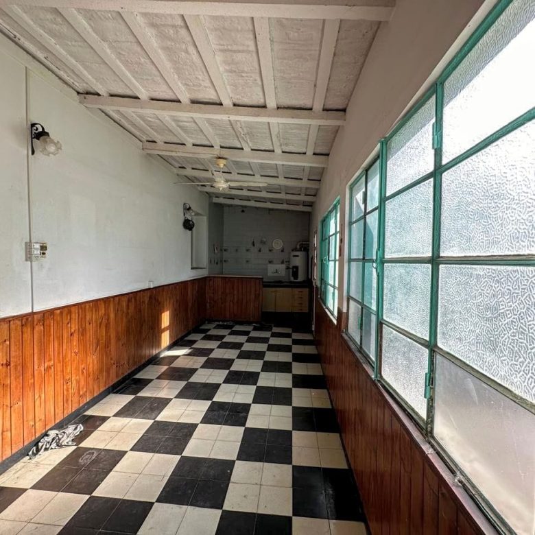 Casa en Venta en Calle Mitre N°352, Lobos