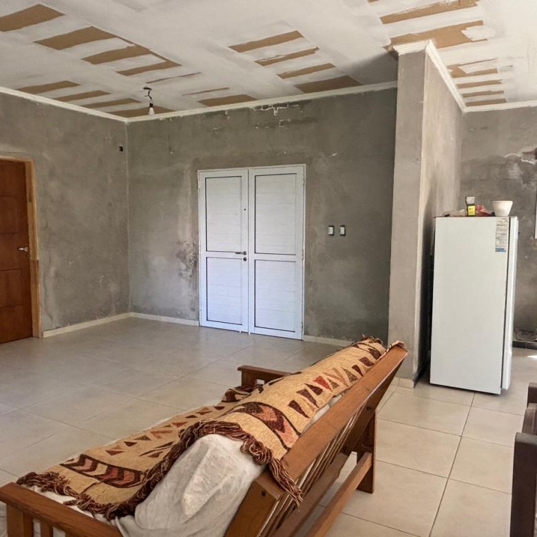 Casa en Venta en Lobos (2 Dorm)