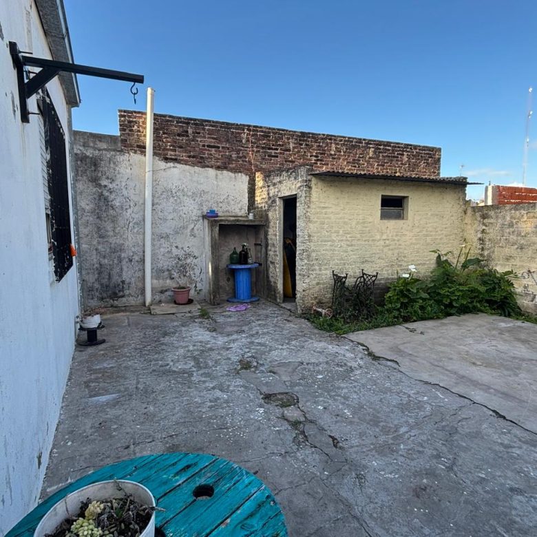 Casa en Venta en Lobos (2 Dorm – 162 m²)