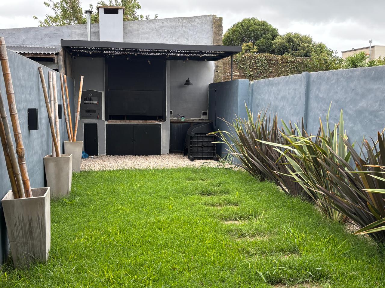 VENTA Departamento Céntrico Lobos Calle Almafuerte N°353- Lobos