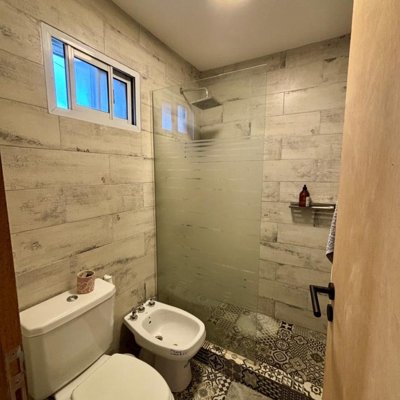VENTA Departamento Céntrico Lobos Calle Almafuerte N°353- Lobos