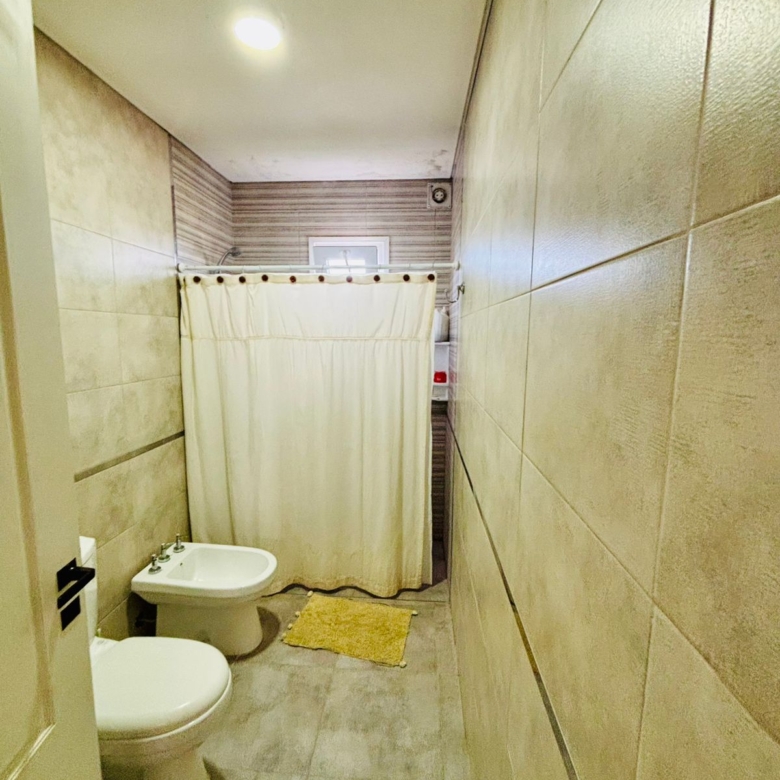 Casa en Venta en Club de Campo La Federala, Lobos (3 Dorm – 1200 m²)