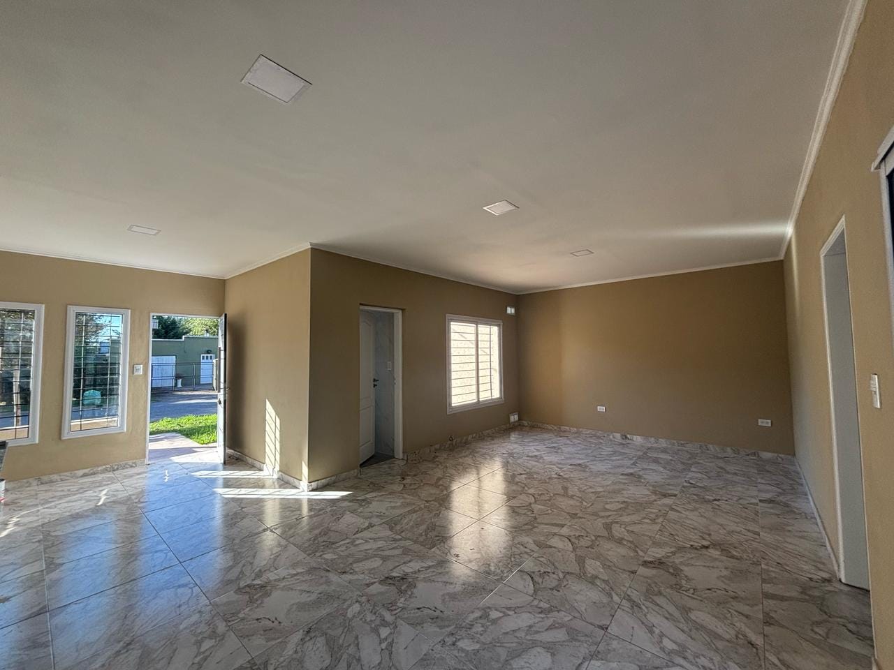 PH a Estrenar en Venta en Lobos (60 m²)