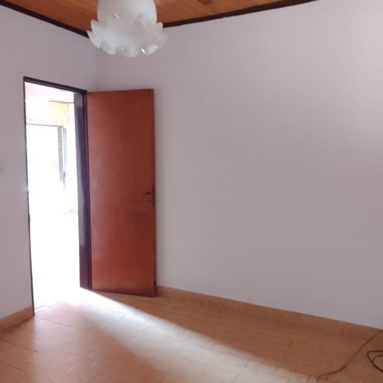 Casa en Venta en Lobos Centro (2 Dorm – 291 m²)