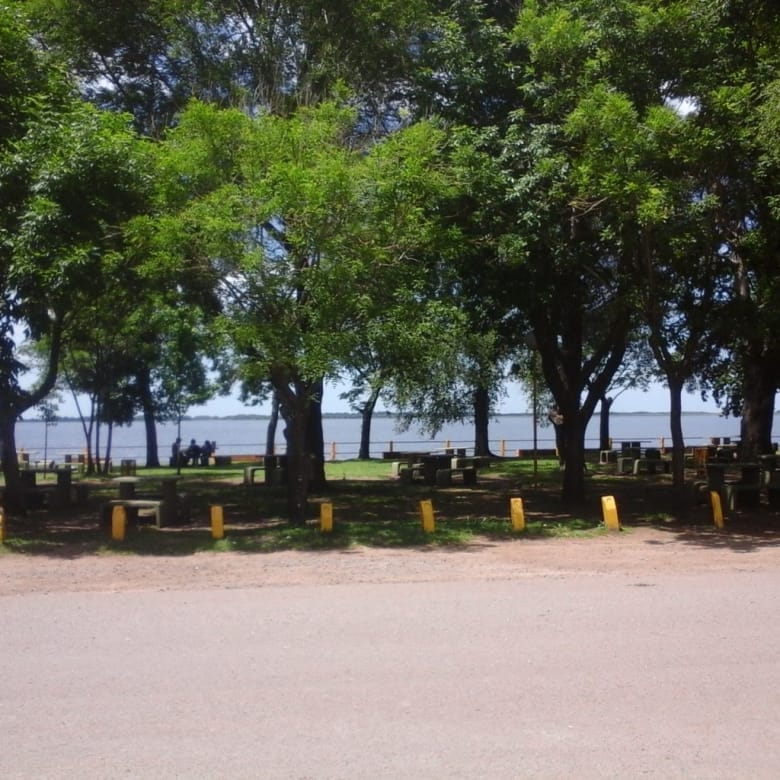 Lote en Venta en Laguna de Lobos (1600 m²)
