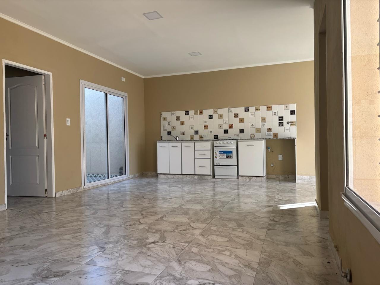 PH a Estrenar en Venta en Lobos (60 m²)