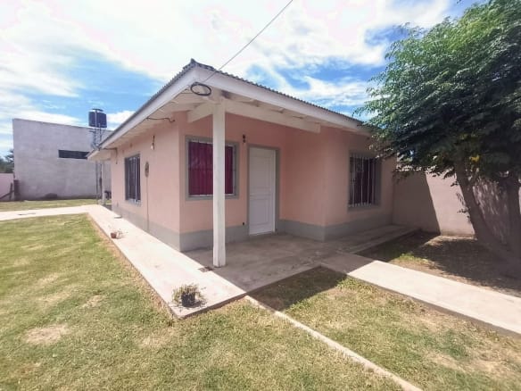 Casa en Venta en Lobos Centro (2 Dorm – 493 m²)