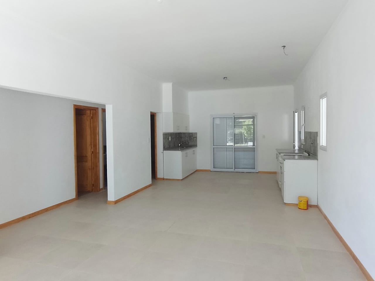 Casa a Estrenar en Venta en Villa Margarita, Lobos (2 Dorm – 525 m²)
