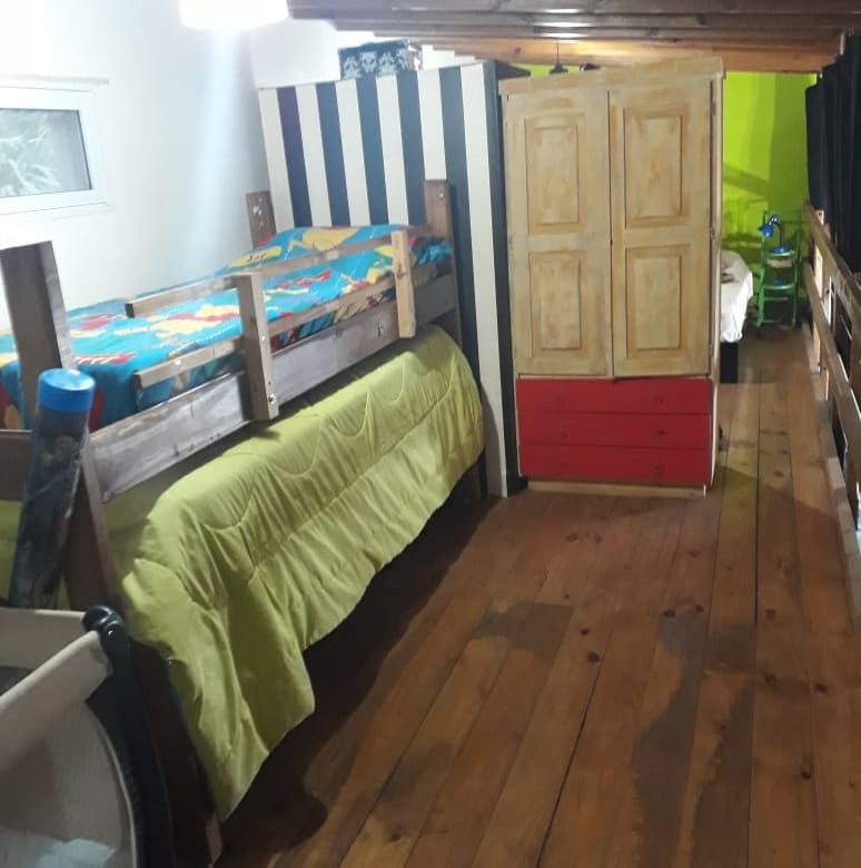 En Venta – Casa Tipo Loft con Pileta a Una Cuadra de la Laguna de Lobos