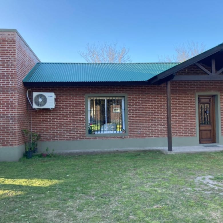 Casa en Venta en Salvador María, Lobos (2 Dorm – 413 m²)