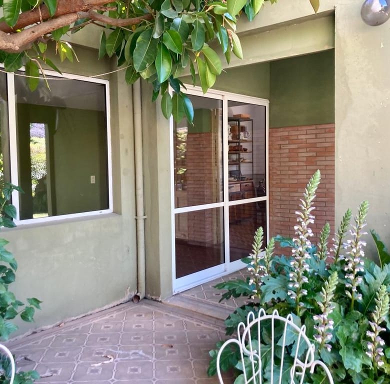 Casa-Oficina en el Centro de Lobos