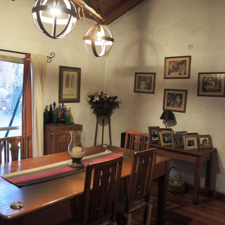 CASA EN VENTA, LOBOS.