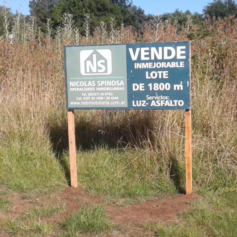 Lote en Venta en Lobos (1800 m²)