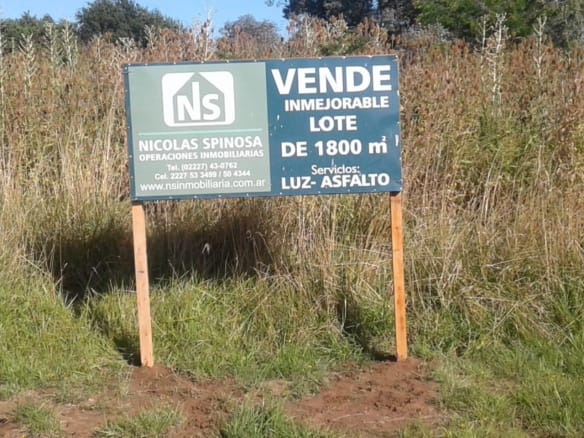 Lote en Venta en Lobos (1800 m²)