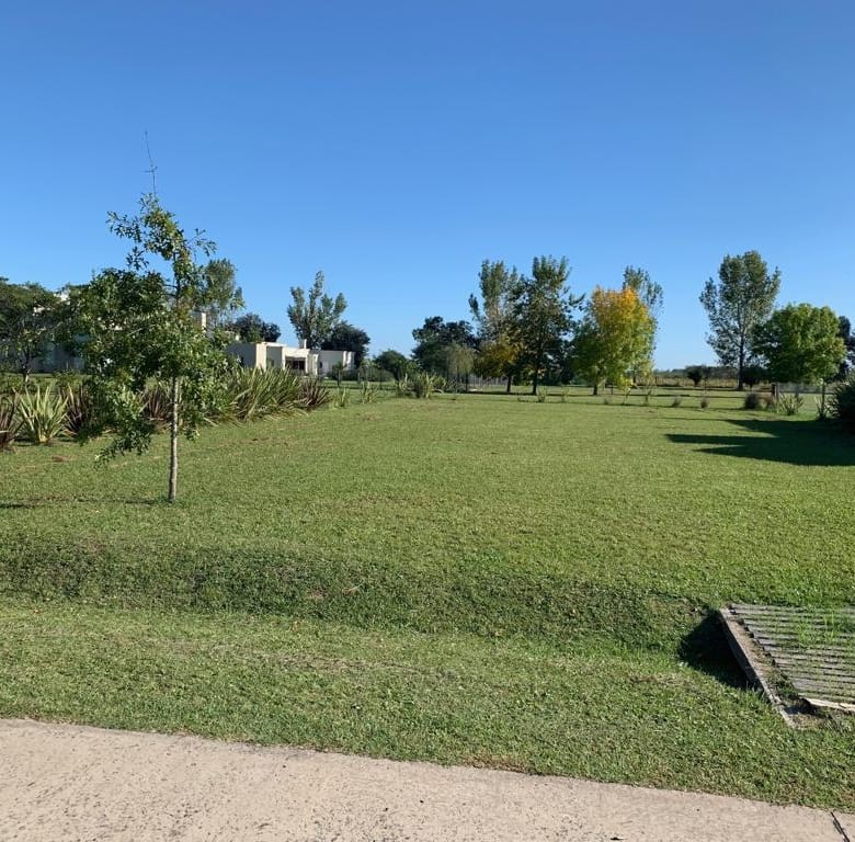 Lote en Venta en Club de Campo La Federala, Lobos – 800 m²