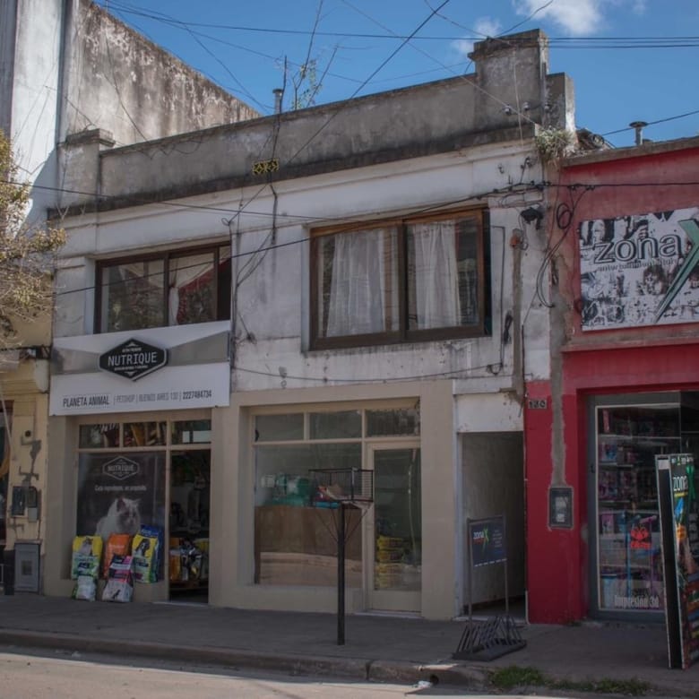 Propiedad Céntrica en Venta en Lobos – Ideal para Inversionistas