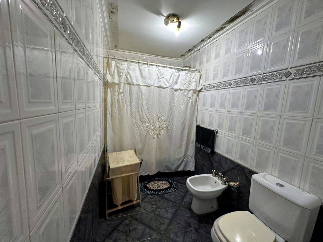 Casa en Venta en Lobos Centro (3 Dorm – 700 m²)