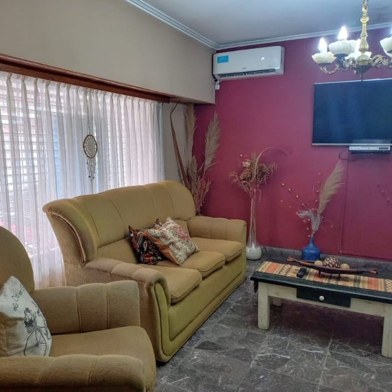 Casa en Venta en Lobos Centro (3 Dorm – 700 m²)