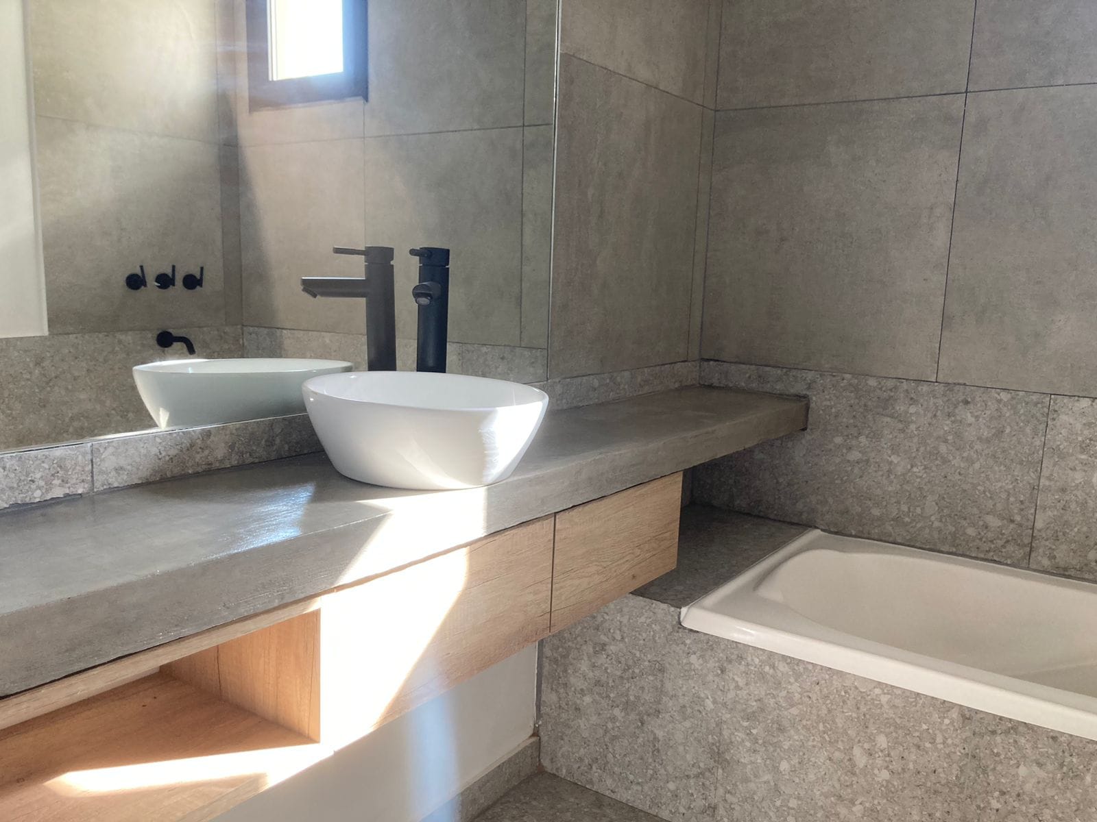 En Venta – Departamento PH a Estrenar en Angueira 1792, Lobos