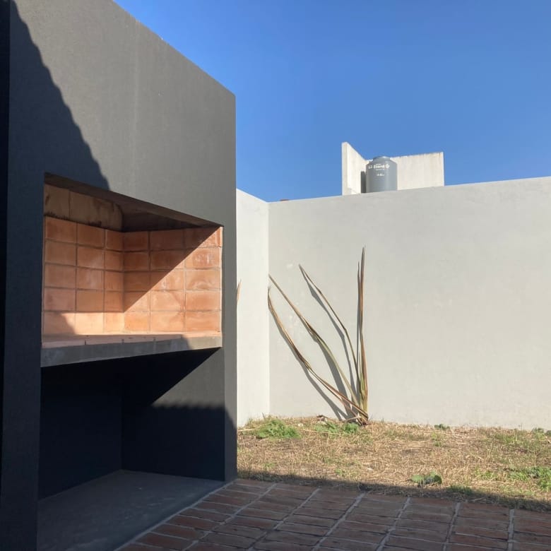 En Venta – Departamento PH a Estrenar en Angueira 1792, Lobos