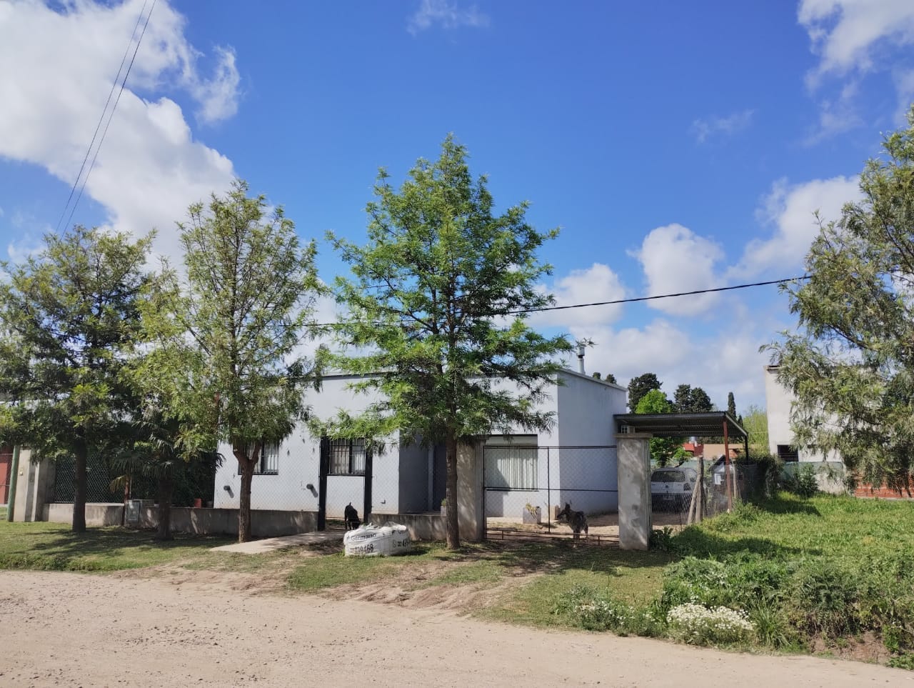 En Venta – Casa Moderna en Calle 251, Lobos – Consultar Valor