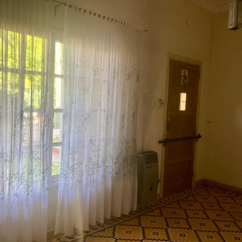 Casa en Venta en Lobos (2 Dorm – 250 m²)