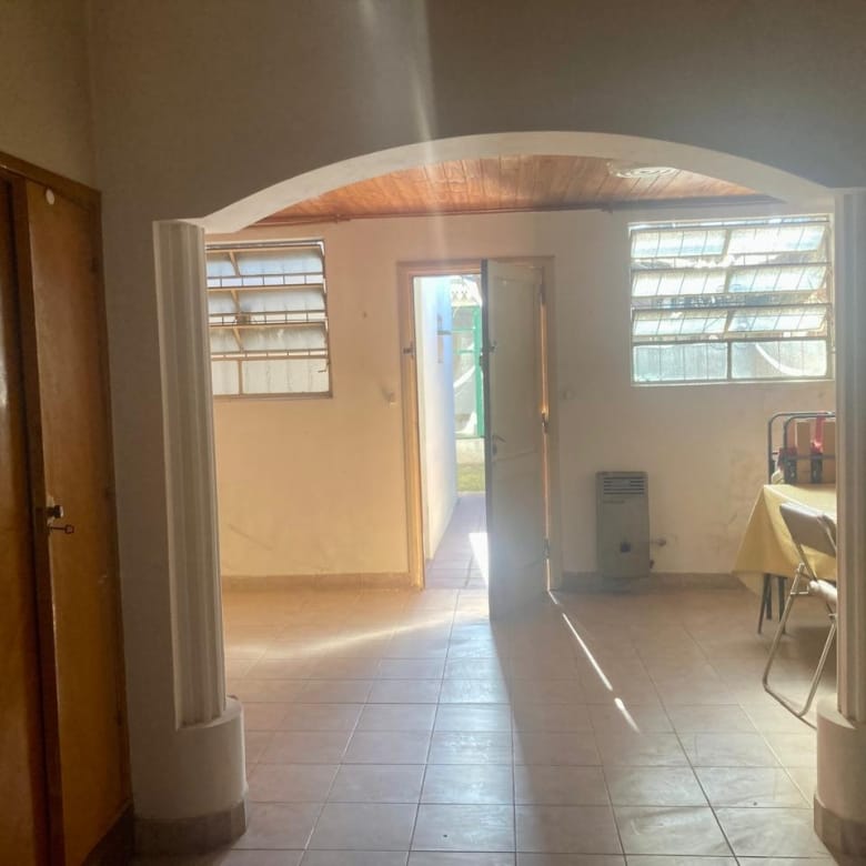Casa en Venta en Lobos (2 Dorm – 250 m²)