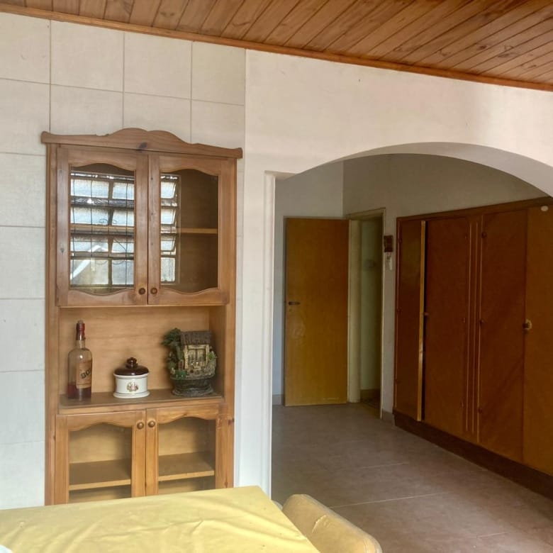 Casa en Venta en Lobos (2 Dorm – 250 m²)