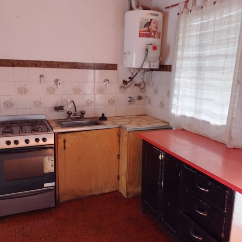 Casa en Venta en Lobos Centro (2 Dorm – 291 m²)