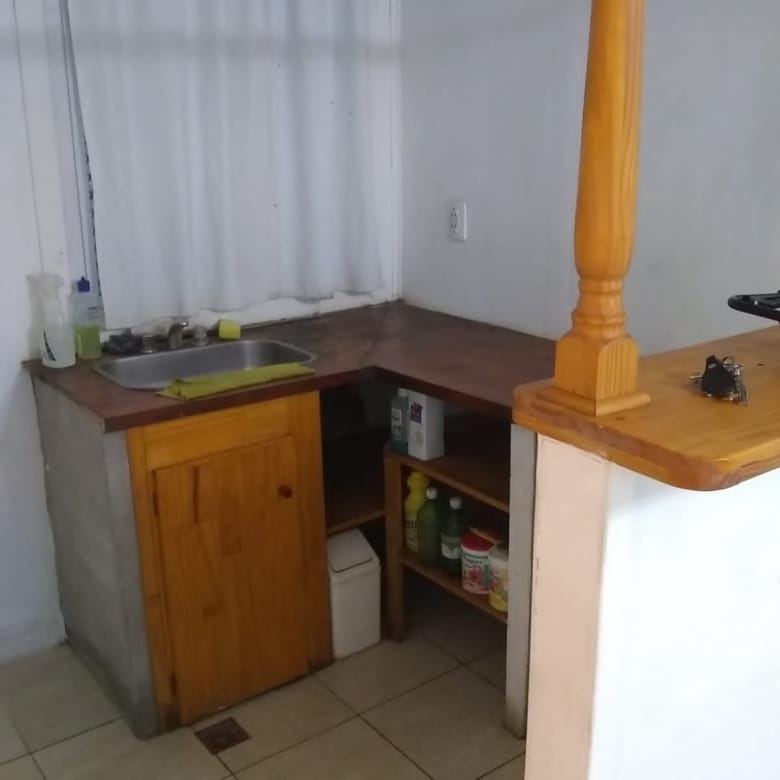 Casa en Venta en Houssay 625, Lobos (2 Dorm – 300000 m²)