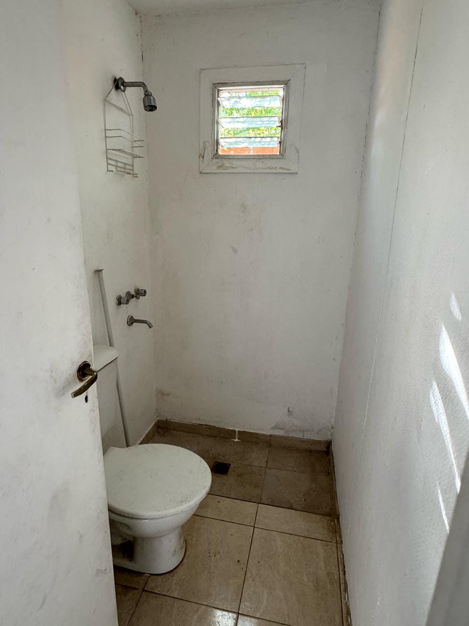 Casa en Venta en Houssay 625, Lobos (2 Dorm – 300000 m²)
