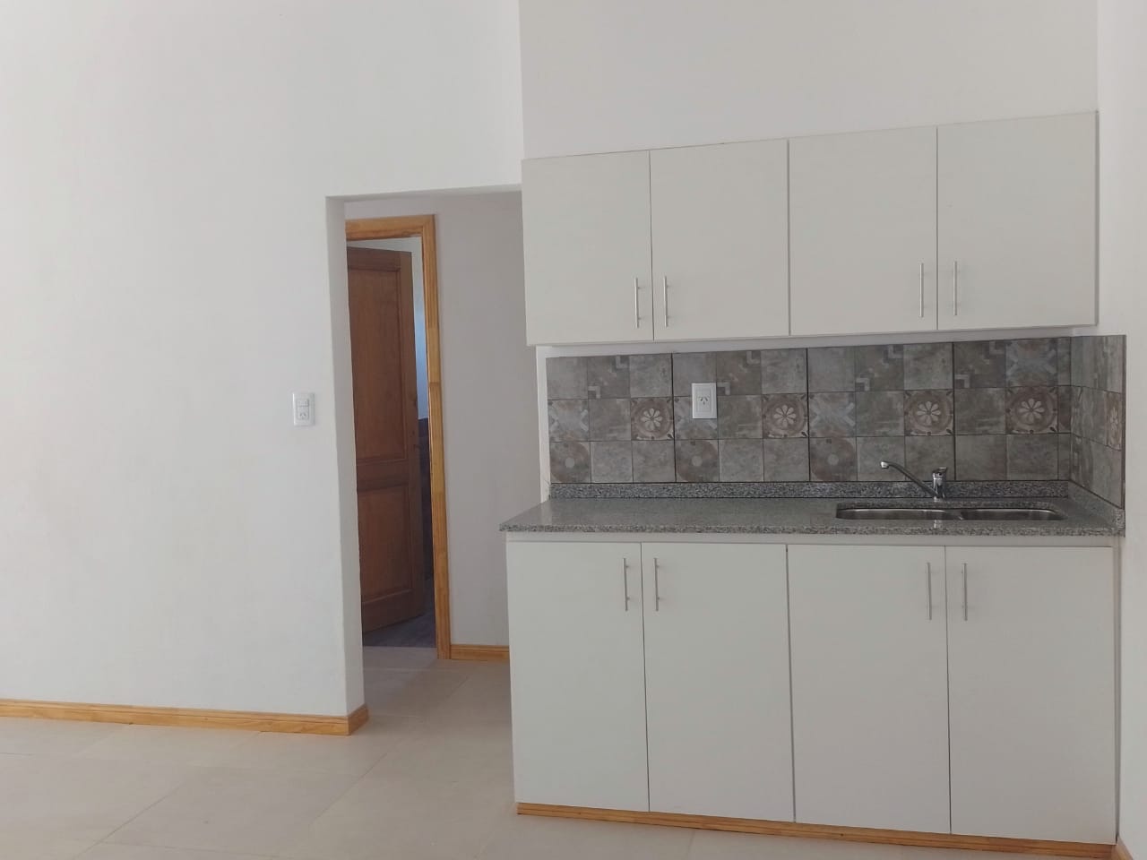 Casa a Estrenar en Venta en Villa Margarita, Lobos (2 Dorm – 525 m²)