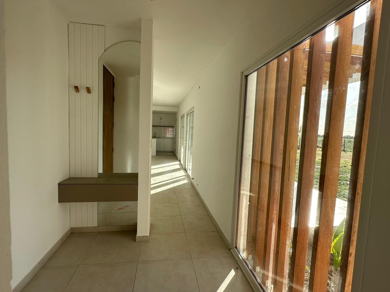 Casa a Estrenar en Venta en Lobos (3 Dorm – 2000 m²)