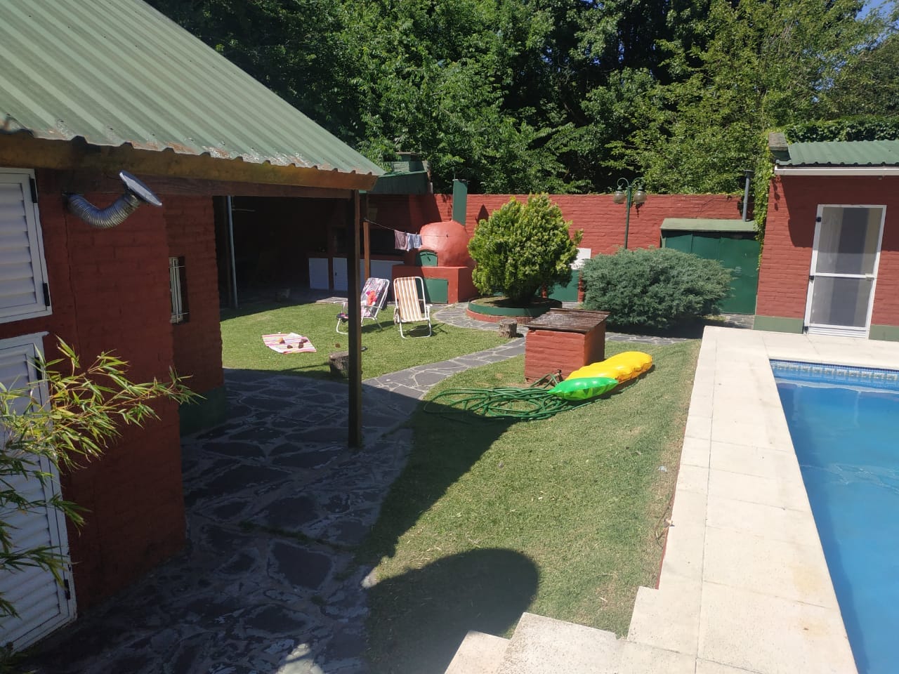 Casa Quinta con Pileta en Venta en Calle 37, Laguna de Lobos (2 Dorm – 800 m²)