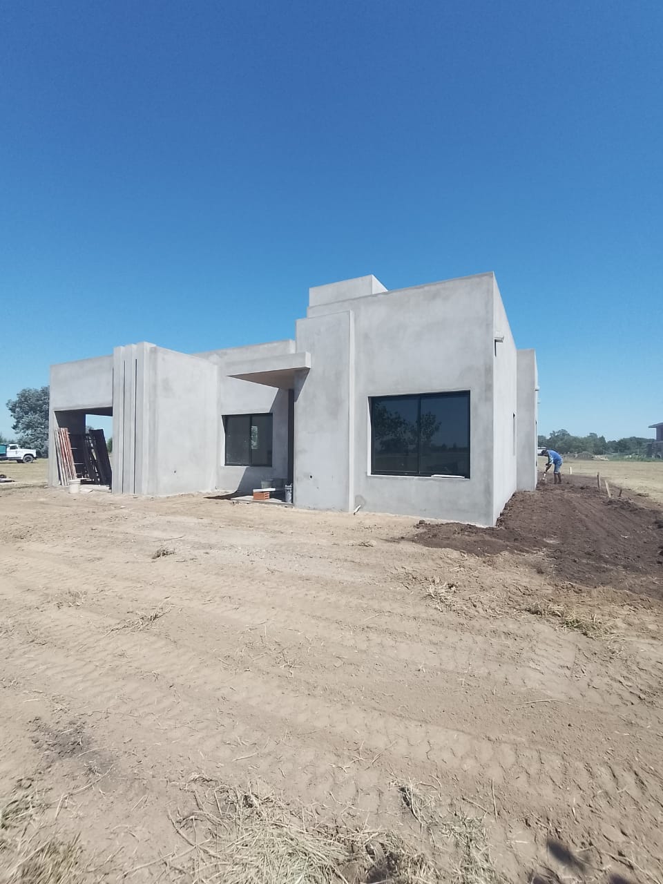 Casa a Estrenar en Venta en Club de Campo La Federala, Lobos (3 Dorm – 1200 m²)