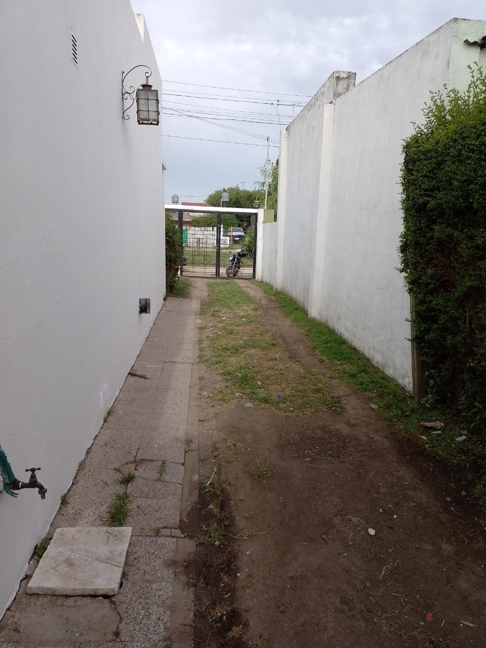 Casa en Venta en Lobos Centro (2 Dorm – 291 m²)