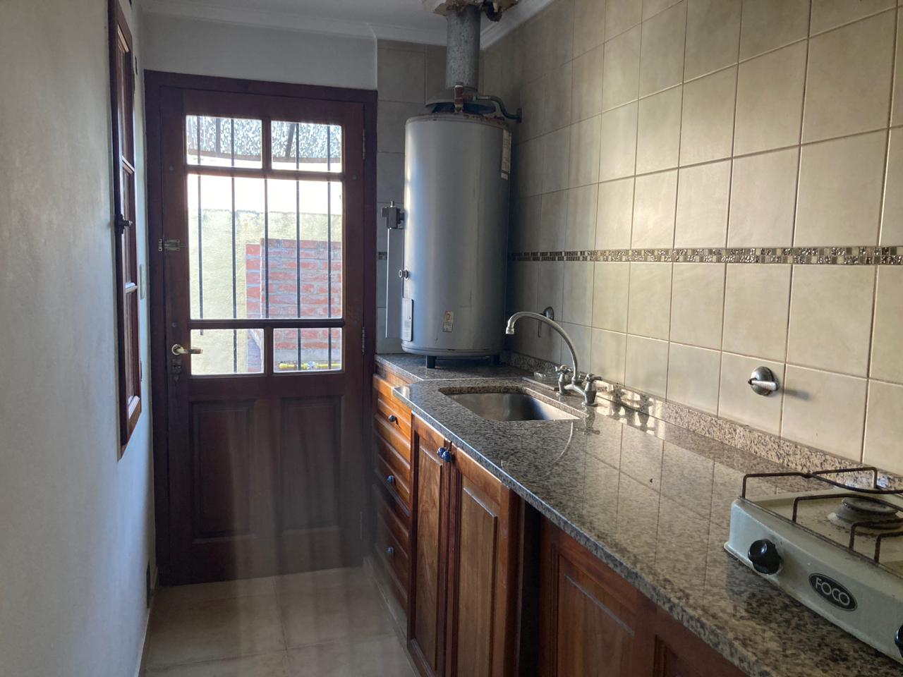 CASA CENTRICA EN LOBOS- JUNIN N°205