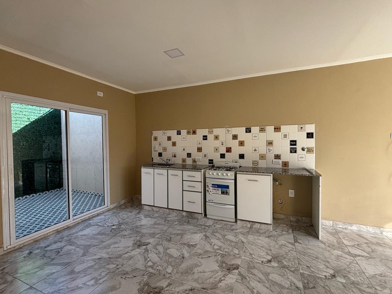 PH a Estrenar en Venta en Lobos (60 m²)