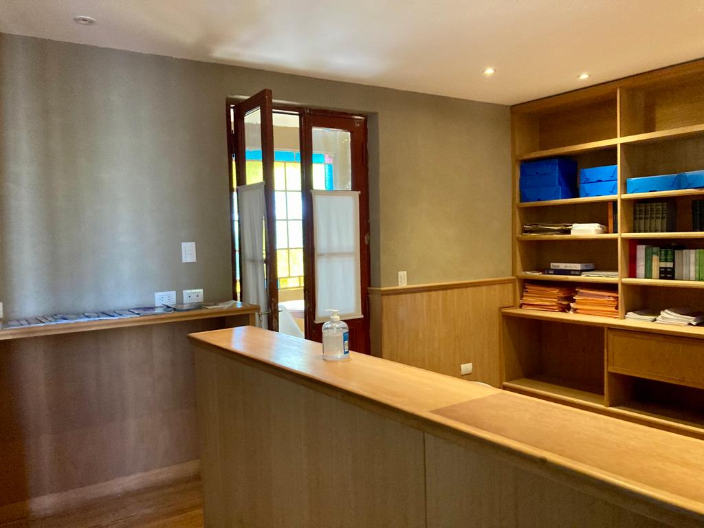 Casa-Oficina en el Centro de Lobos