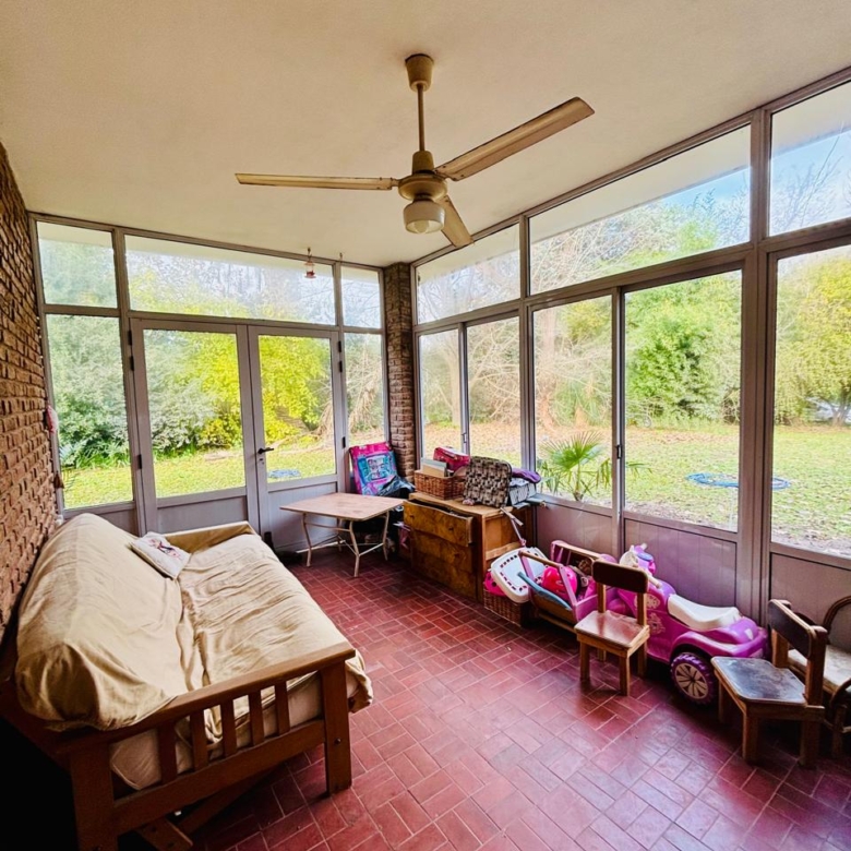 Chalet con Quincho en Venta en Lobos