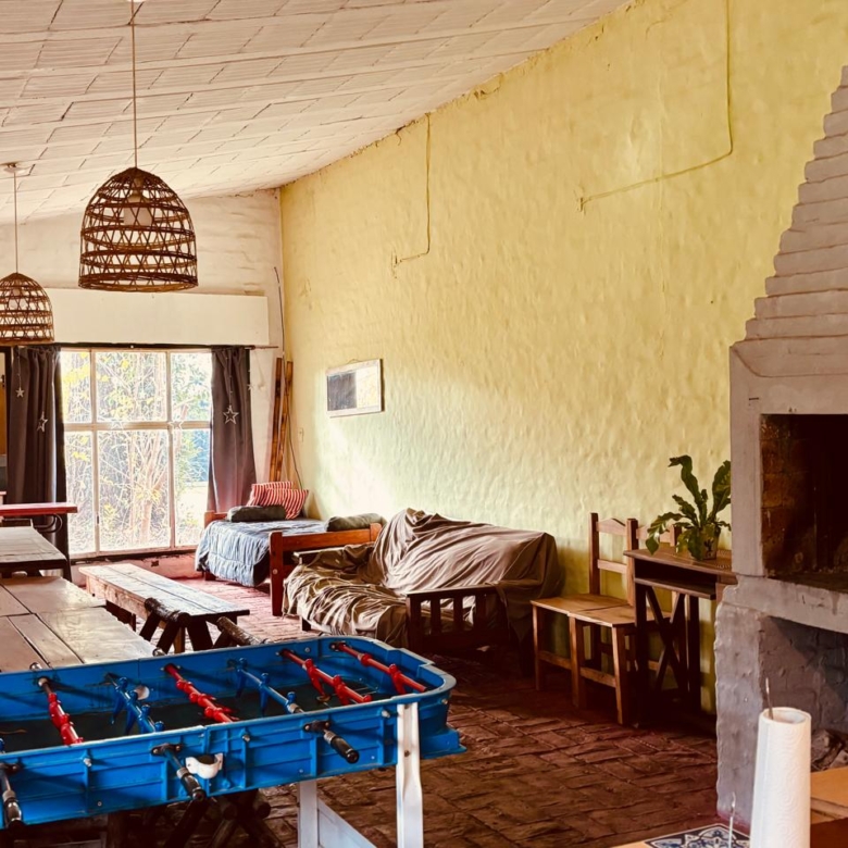 Chalet con Quincho en Venta en Lobos