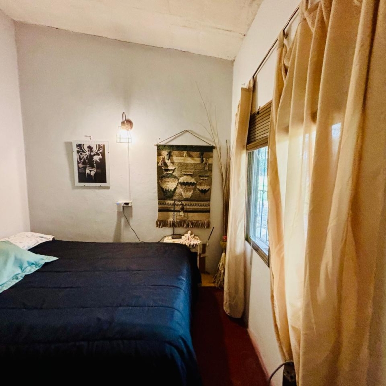 Chalet con Quincho en Venta en Lobos