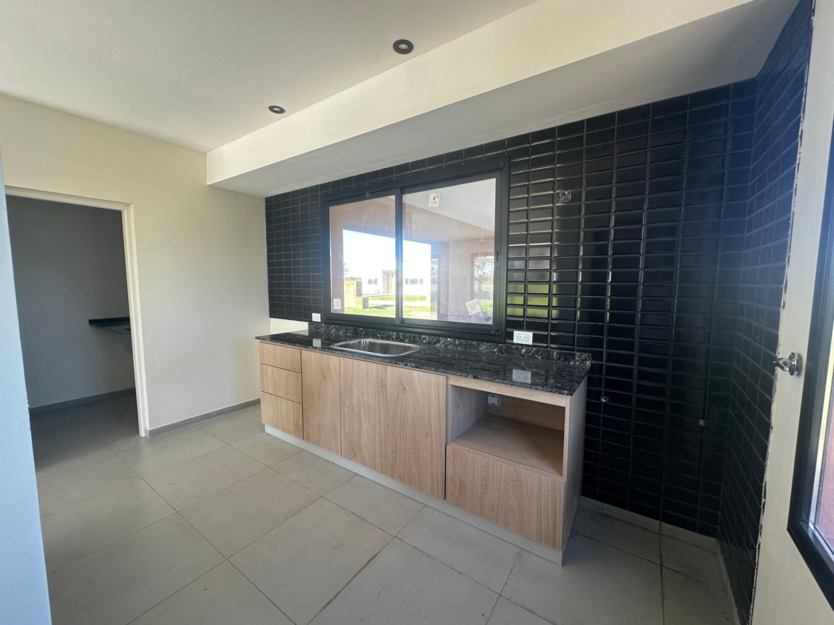 Casa a Estrenar en Venta en La Federala, Lobos 
